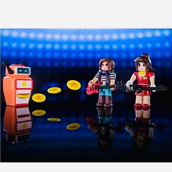 Roblox Celebrity collection Roberts Game Pack with exclusive virtual item - Picture 13 of 13